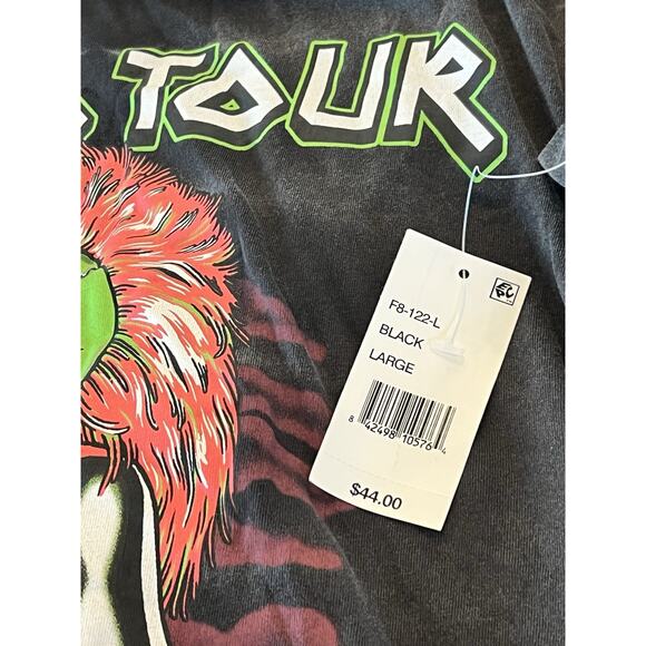 Reason World Tour SZ L Black Graphic T-Shirt NEW Neon Spray Paint Effect Unisex - Picture 4 of 9